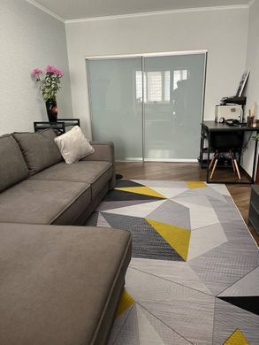 Килим на підлогу геометричний сіро-жовтий Nordic Prism Yellow у вітальню, спальню
