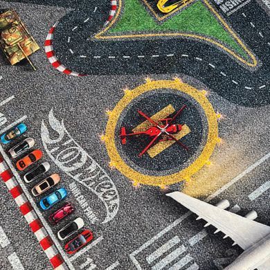Дитячий килим Hot Wheels з гоночною трасою, машинками та літаком Soft Collection &laquo;Великий старт&raquo;